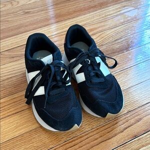 New Balance 237 Running Shoes Size 6